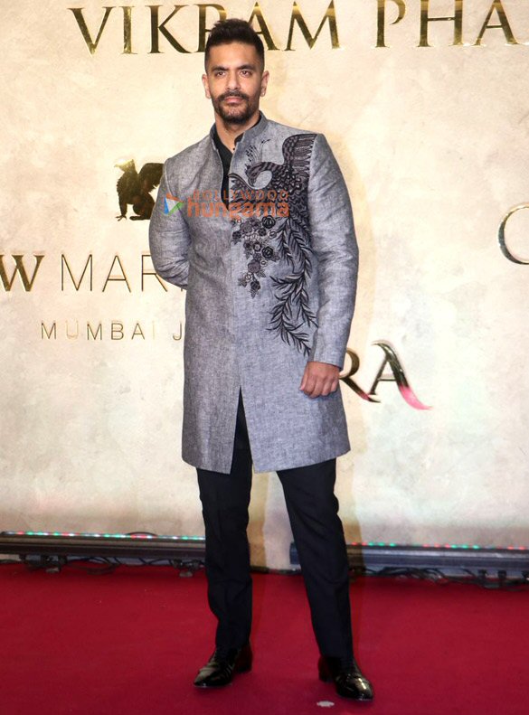 photos salman khan sonakshi sinha sushmita sen riteish deshumukh genelia deshumukh and others attend vikram phadnis 35 years anniversary celebration in jw marriott juhu 22