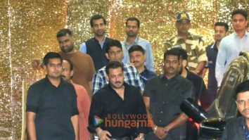 Photos: Salman Khan snapped at Kalina airport