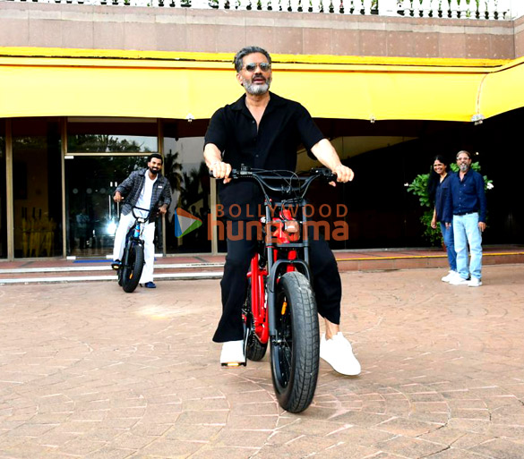 photos suniel shetty kl rahul and others snapped at their strategic investment announcement in exelmoto 4
