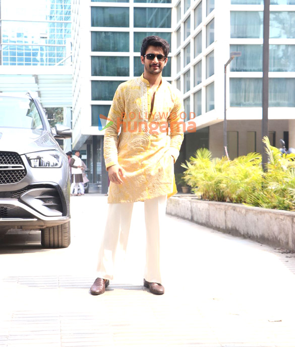 photos tiger shroff sanya malhotra and rohit saraf snapped outside the dharma office for diwali pooja 6