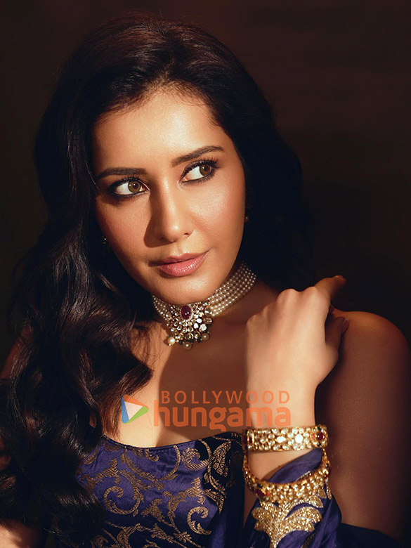 raashii khanna 7 48