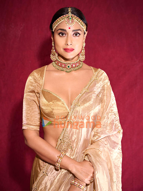 shriya saran 4 100