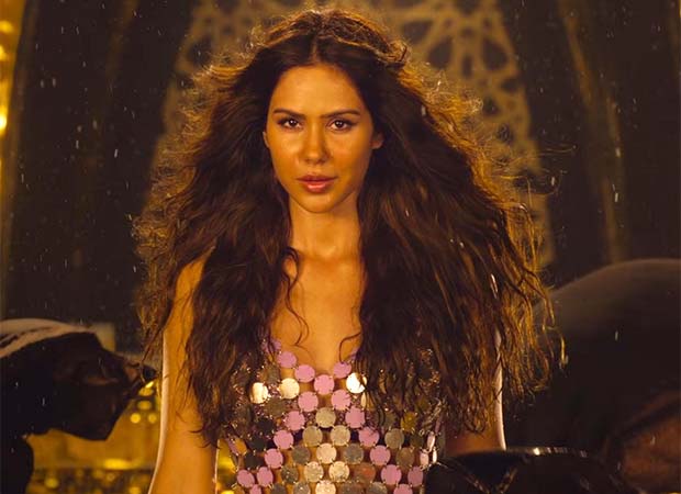 Sonam Bajwa mesmerizes in ‘Dil Dil Dil’ from Ek Deewane Ki Deewaniyat, watch : Bollywood News – Bollywood Hungama
