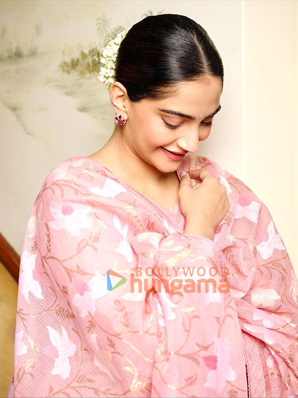 sonam kapoor ahuja 5 55