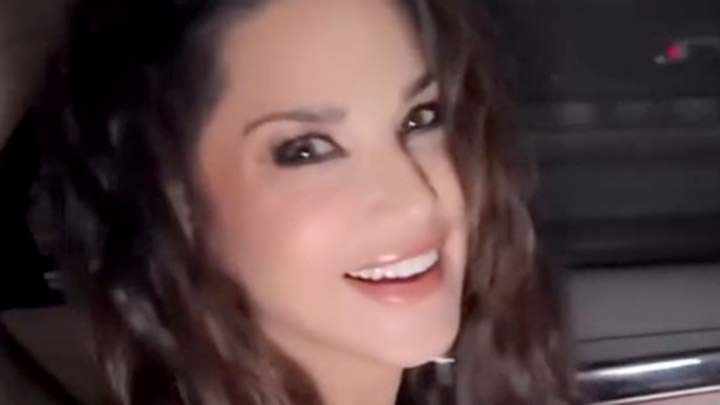 Sunny leone’s backstage masti