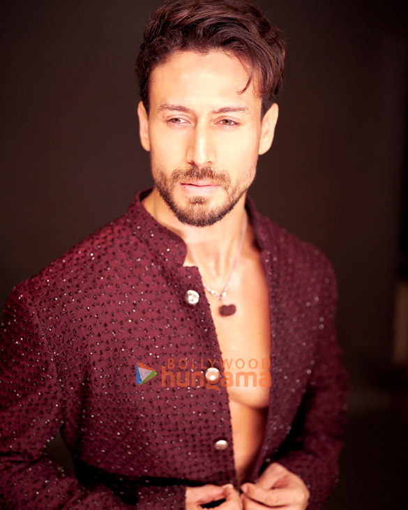 tiger shroff 1 120