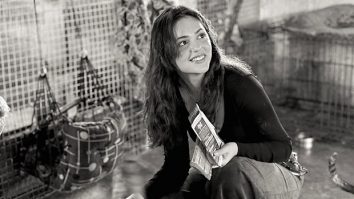 Aneet Padda shares candid moments with rescued strays at Mumbai shelter