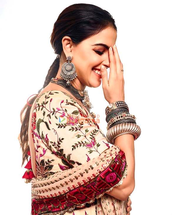 genelia deshmukh 1 24