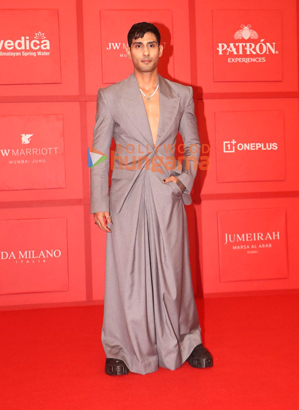 photos aamir khan nimrat kaur kritika kamra and others grace the gq men of the year awards 2025 8