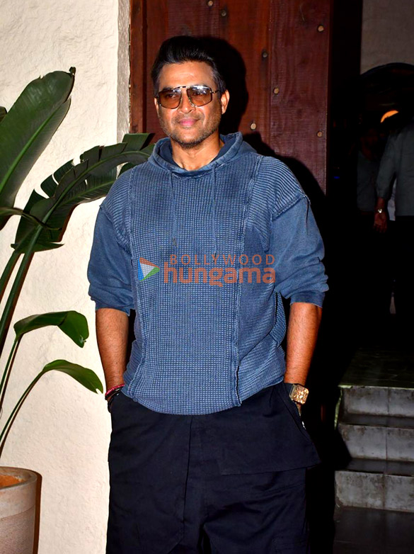 photos ajay devgn rakul preet singh r madhavan meezaan jafri and luv ranjan snapped promoting their film de de pyaar de 2 12