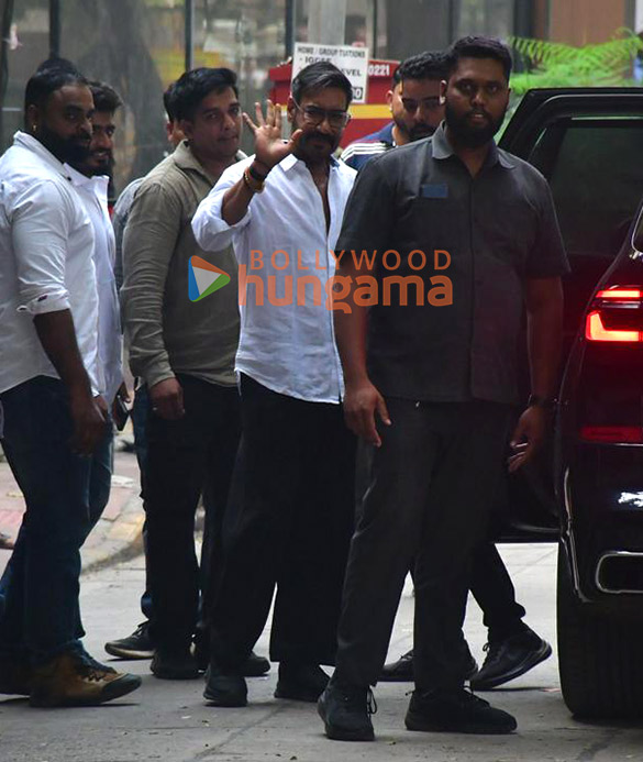 photos ajay devgn ranbir kapoor saif ali khan alia bhatt karisma kapoor and others snapped at sunny deols house in juhu 6099 2
