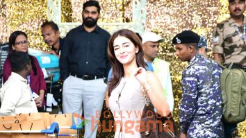 Photos: Ananya Panday, Aamir Khan, Gauri Spratt and Shilpa Shetty snapped at Kalina airport