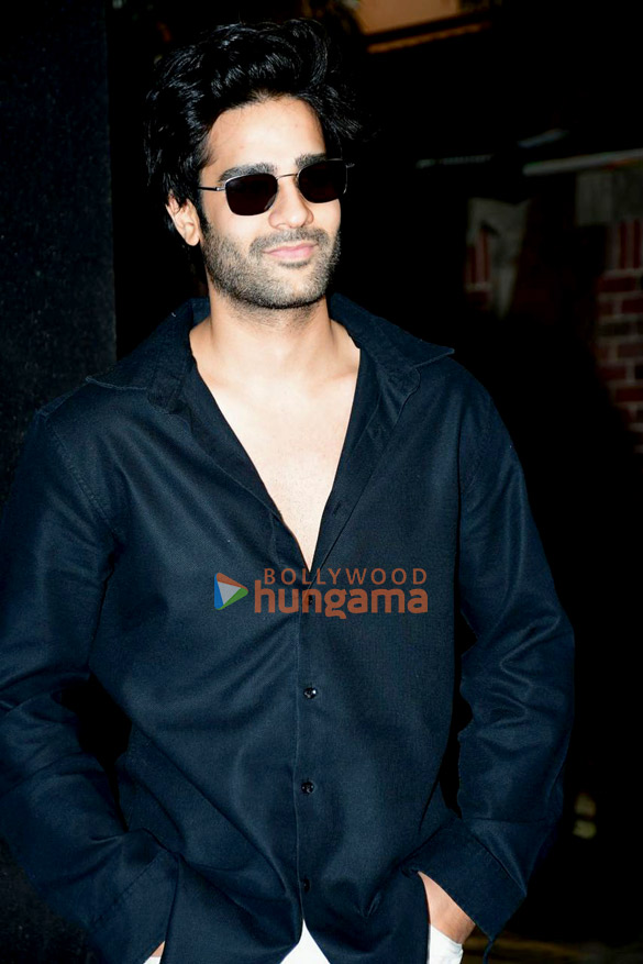 photos kajol aaman devgan and others grace the special screening of de de pyaar de 2 at excel entertainment office 3