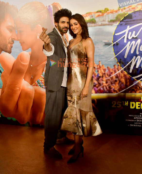 photos kartik aaryan and ananya panday at the formers birthday celebration and the teaser launch of their film tu meri main tera main tera tu meri 4
