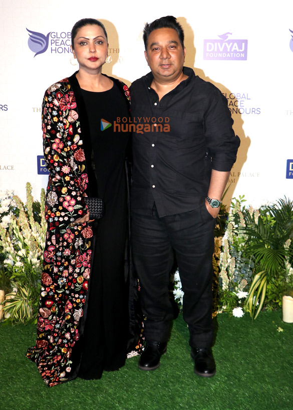 photos ranveer singh tiger shroff rakul preet singh bhumi pednekar and others snapped attending the walk of honour at the global peace honours 2025 32