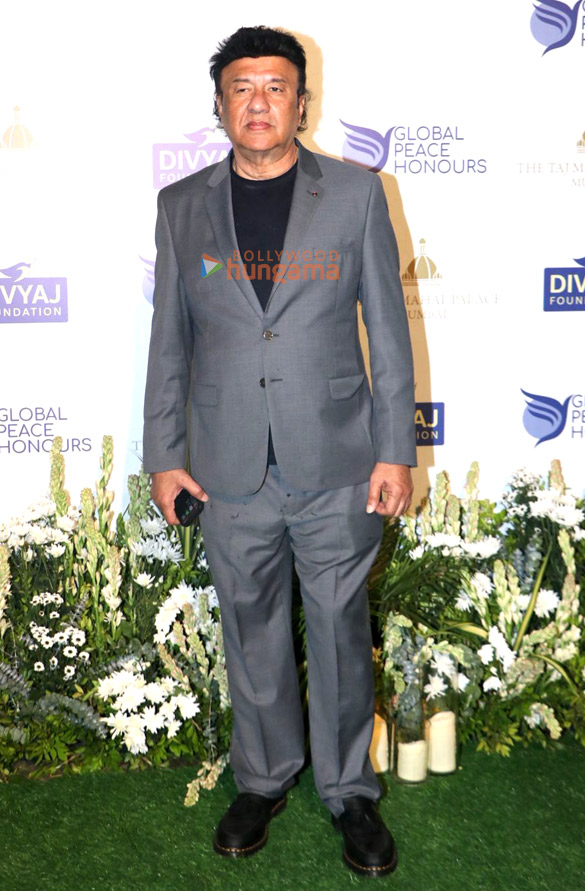 photos ranveer singh tiger shroff rakul preet singh bhumi pednekar and others snapped attending the walk of honour at the global peace honours 2025 34