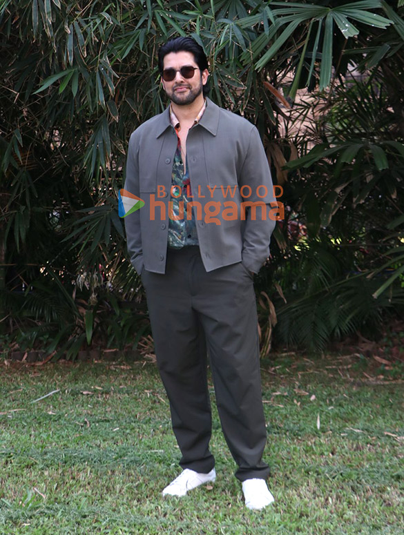 photos riteish deshmukh vivek oberoi aftab shivdasani shreya sharma ruhi singh elnaaz norouzi and milap zaveri snapped promoting their film mastiii 4 4