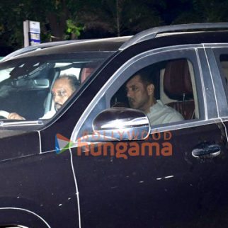 Photos: Salman Khan, Aditya Roy Kapur, Vidya Balan, Maniesh Paul, Sharman Joshi and others attend late Dharmendra’s prayer meet