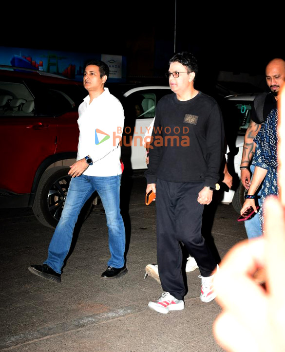 photos salman khan aditya roy kapur vidya balan maniesh paul sharman joshi and others attend late dharmendras prayer meet 5 2