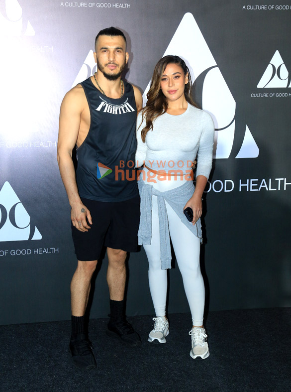 photos suniel shetty shriya saran sonu sood and others grace the launch of a29 wellbeing 940 6