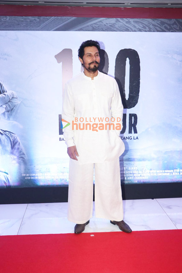 photos tiger shroff karan johar arjun kapoor and others grace the premiere of 120 bahadur 11