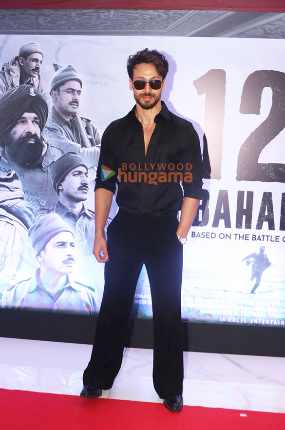 photos tiger shroff karan johar arjun kapoor and others grace the premiere of 120 bahadur 7