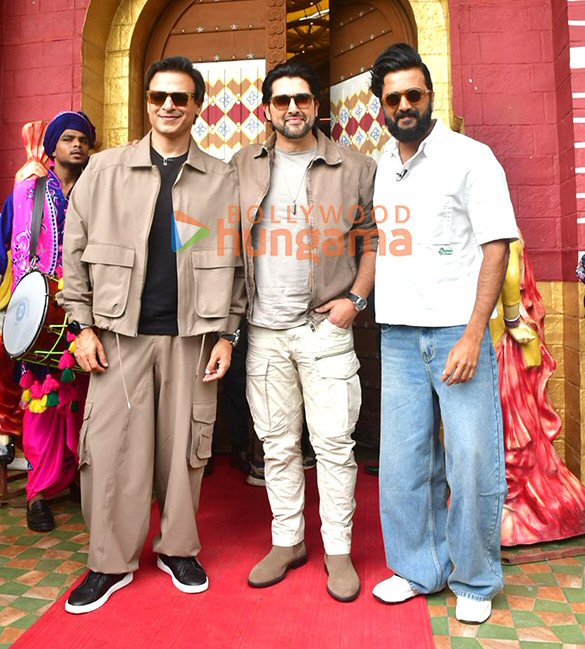 Photos: Vivek Oberoi, Aftab Shivdasani, Riteish Deshmukh and others snapped promoting Mastiii 4