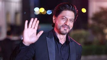 From Akshay Kumar to Shashi Tharoor: Shah Rukh Khan drops playful birthday replies!