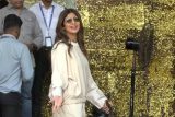 Shilpa Shetty bringing fitness glam to the airport