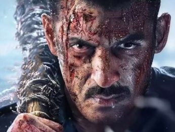 Salman Khan starter Battle of Galwan first look to be unveiled on his birthday: Report Salman Khan starter Battle of Galwan first look to be unveiled on his birthday: Report