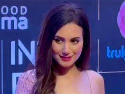 Anusmriti Sarkar shines at the Bollywood Hungama OTT Awards with elegance & grace