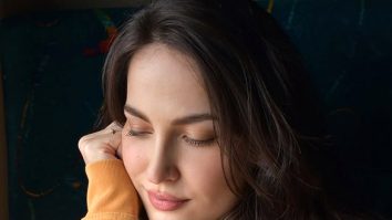 Celeb Photos Of Elli AvrRam