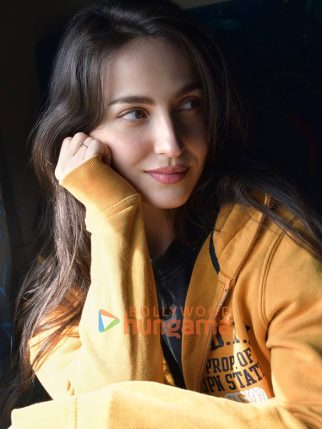 Celeb Photos Of Elli AvrRam