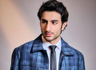 Ibrahim Ali Khan handles awkward cheek-kiss request with grace in viral fan video