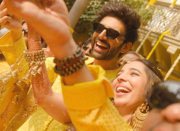 Kartik Aaryan lights up sister Kritika’s haldi ceremony in Gwalior; see pics Kartik Aaryan lights up sister Kritika’s haldi ceremony in Gwalior; see pics