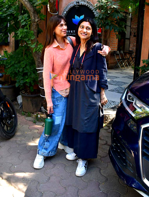 Photos: Aditi Rao Hydari and Konkona Sen Sharma snapped in Juhu Photos: Aditi Rao Hydari and Konkona Sen Sharma snapped in Juhu