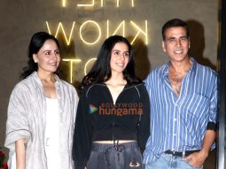 Photos: Akshay Kumar, Simar Bhatia and Alka Bhatia grace the special screening of Ikkis