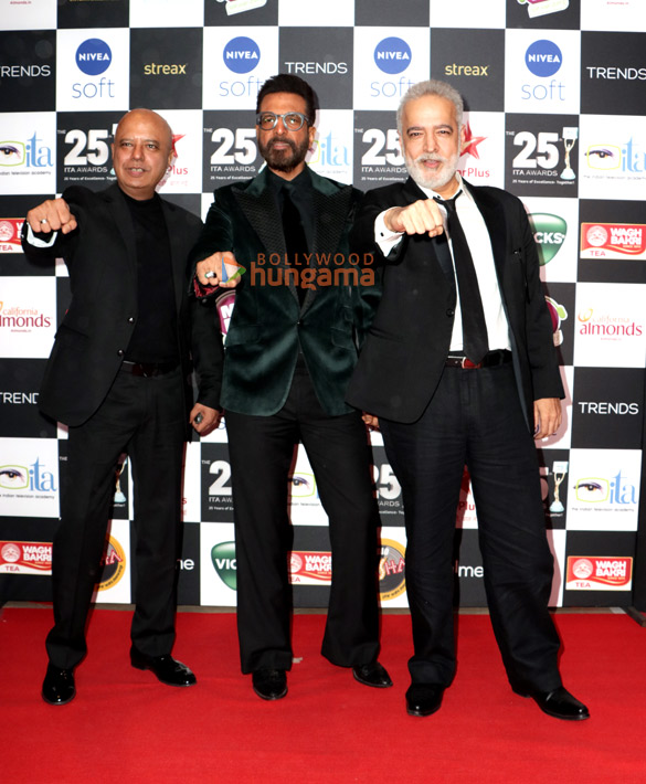 photos alia bhatt daisy shah manoj bajpayee and others grace the red carpet of the 25th ita awards 16