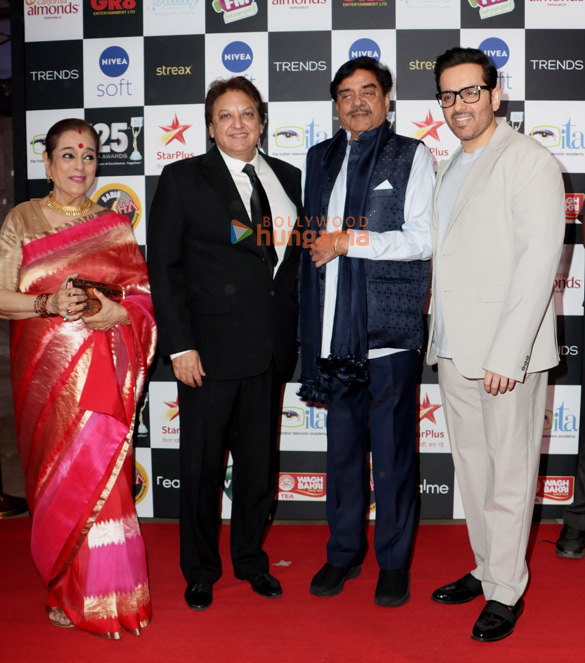photos alia bhatt daisy shah manoj bajpayee and others grace the red carpet of the 25th ita awards 7