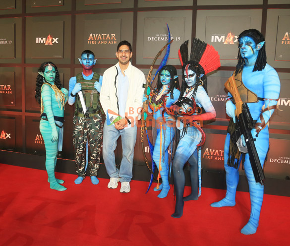 Photos: Ayan Mukerji, Atlee Kumar, Sakshi Malik and others grace the premiere of Avatar: Fire and Ash Photos: Ayan Mukerji, Atlee Kumar, Sakshi Malik and others grace the premiere of Avatar: Fire and Ash
