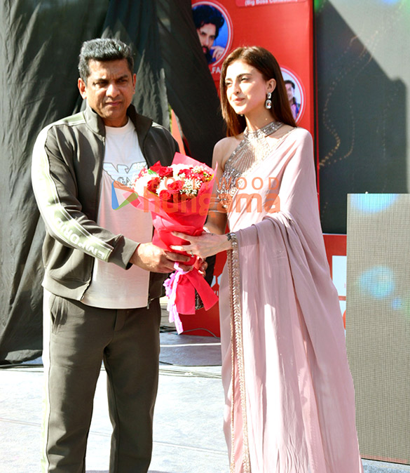 photos farrhana bhatt nyra banerjee and others attend malad masti by mla aslam shaikh 1