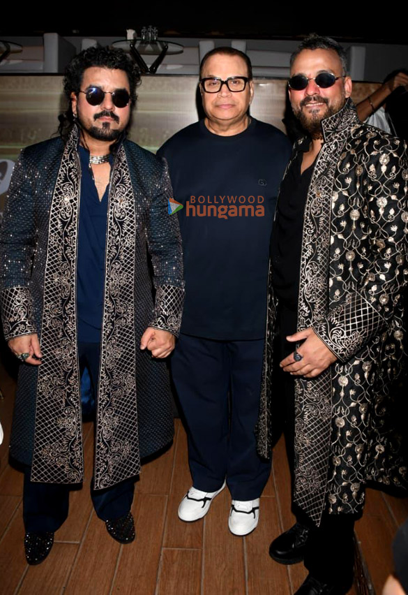 photos john abraham sonu nigam neil nitin mukesh and others attend the grand release of roohaniyat 12
