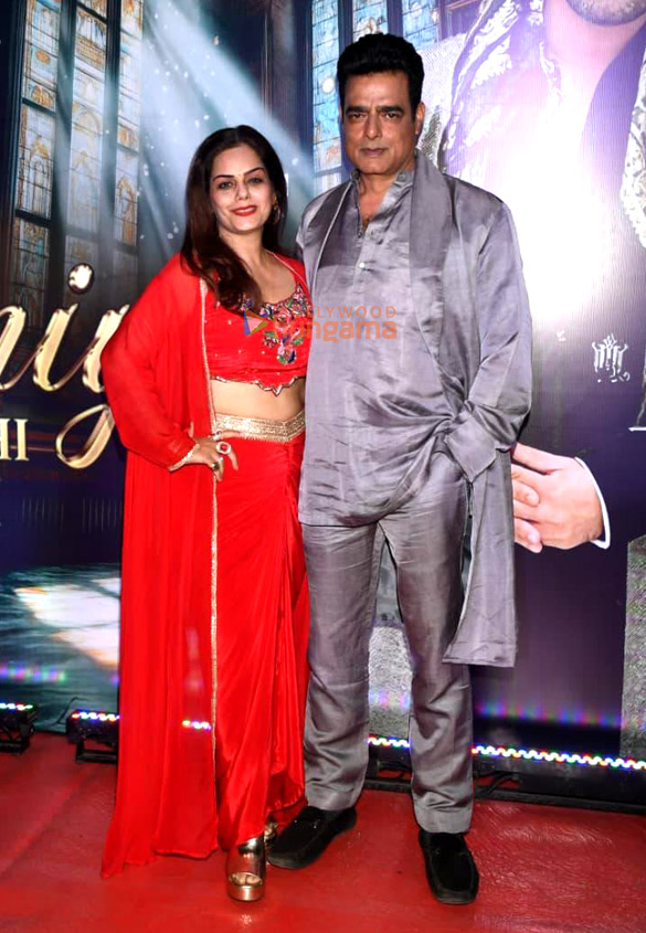 photos john abraham sonu nigam neil nitin mukesh and others attend the grand release of roohaniyat 18
