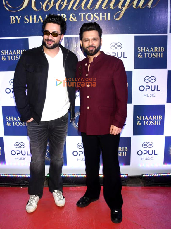 photos john abraham sonu nigam neil nitin mukesh and others attend the grand release of roohaniyat 19