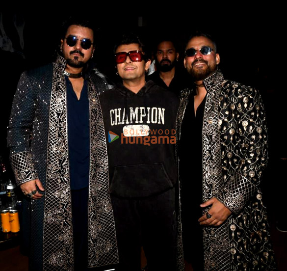photos john abraham sonu nigam neil nitin mukesh and others attend the grand release of roohaniyat 4