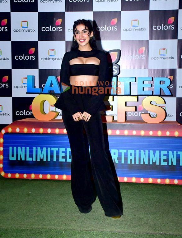 photos kapil sharma parul gulati hira warina ayesha khan and others snapped promoting their film kis kisko pyaar karoon 2 4