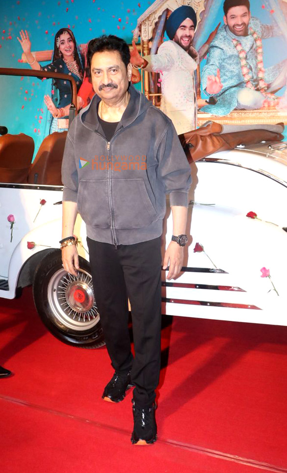photos kapil sharma tiger shroff ameesha patel and others grace the premiere of kis kisko pyaar karoon 2 3