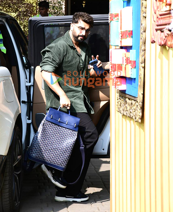 photos karan johar rohit sharma and others snapped at kalina airport 11 6