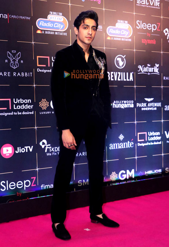 photos kriti sanon ameesha patel ahaan panday aneet padda elnaaz norouzi sanjeeda sheikh and others grace the red carpet and awards ceremony of bollywood hungama ott india fest 2025 1135 11 photos kriti sanon ameesha patel ahaan panday aneet padda elnaaz norouzi sanjeeda sheikh and others grace the red carpet and awards ceremony of bollywood hungama ott india fest 2025 1135 11