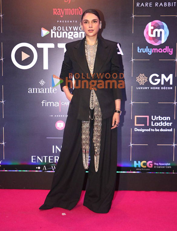 photos kriti sanon ameesha patel ahaan panday aneet padda elnaaz norouzi sanjeeda sheikh and others grace the red carpet and awards ceremony of bollywood hungama ott india fest 2025 12452 12 photos kriti sanon ameesha patel ahaan panday aneet padda elnaaz norouzi sanjeeda sheikh and others grace the red carpet and awards ceremony of bollywood hungama ott india fest 2025 12452 12